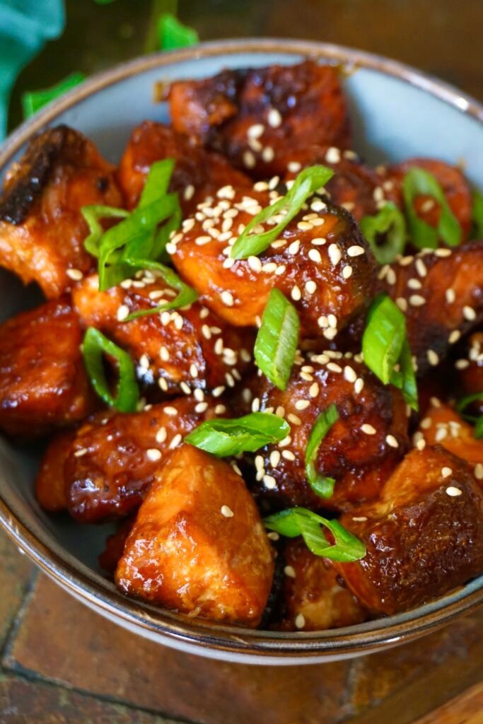 Honey Gochujang Salmon Bites